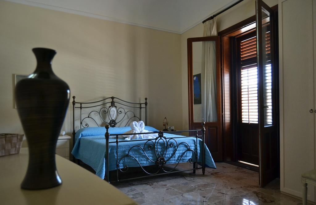 Palazzo Graziano Hotel Terrasini Luaran gambar