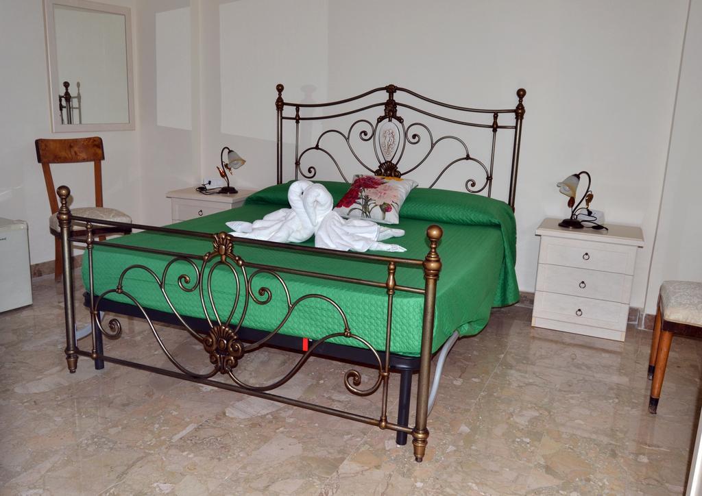 Palazzo Graziano Hotel Terrasini Luaran gambar