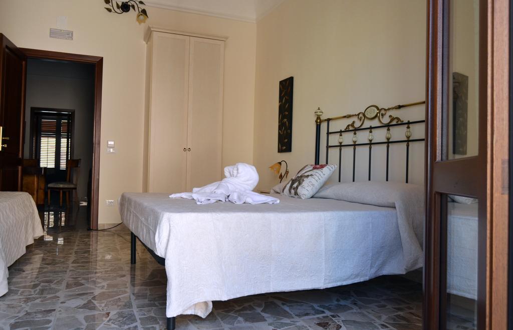 Palazzo Graziano Hotel Terrasini Luaran gambar