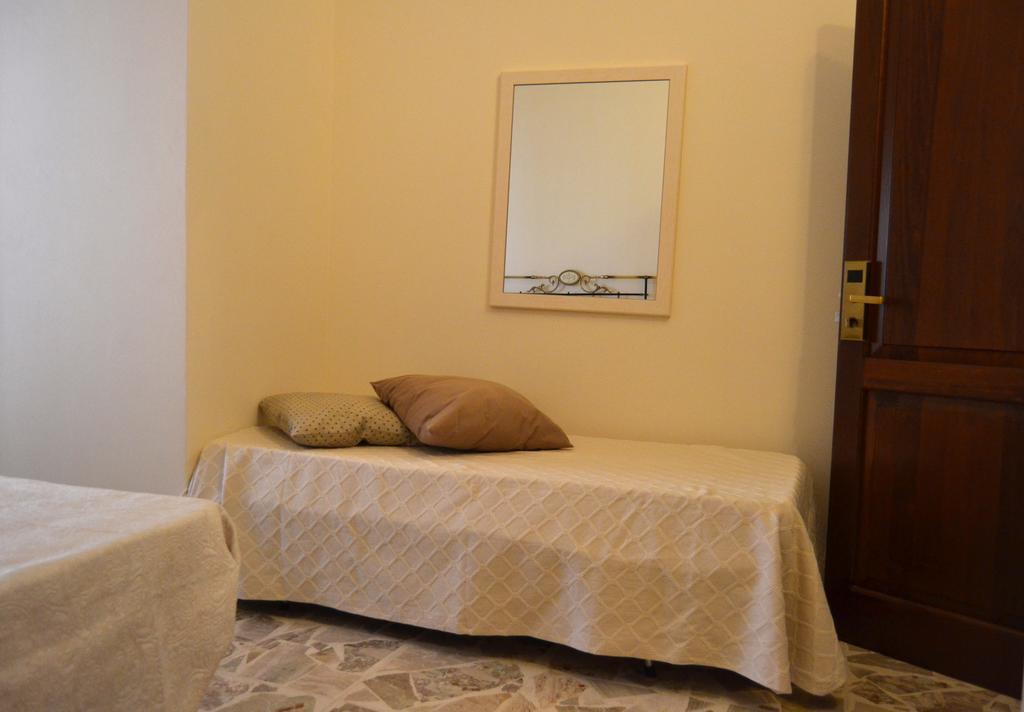 Palazzo Graziano Hotel Terrasini Luaran gambar